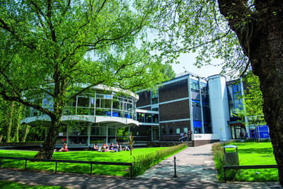 Undergraduate Foundation Programme  in Business, Economics, Finance and Management pathway