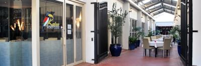 Diploma of Hospitality Management (Food & Beverage Pathway)