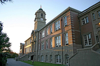 Diploma in Applied Chemistry and Biotechnology