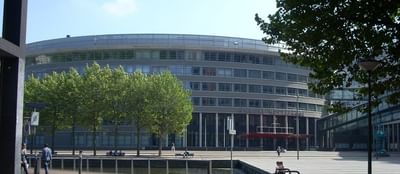 The Hague Pathway College