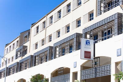 Melbourne Business School