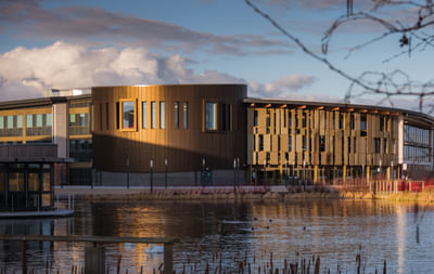 Pre-Masters: Business with Law