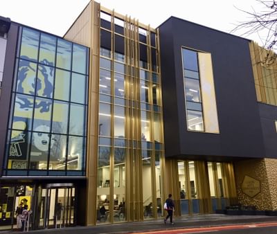 BA (Hons) Fashion Marketing