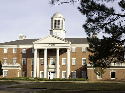Lyon College